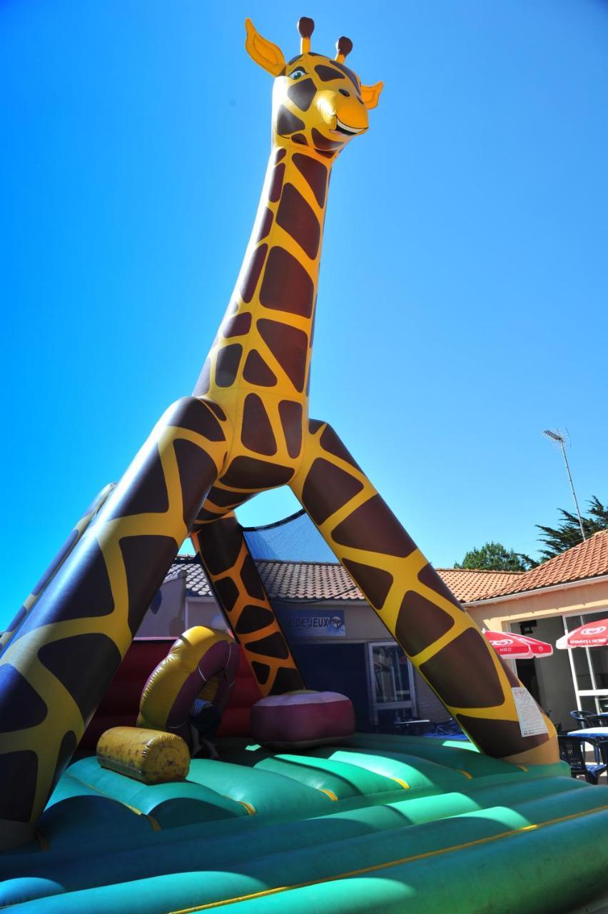 Camping La Plage Saint-Hilaire-de-Riez Bagian luar foto